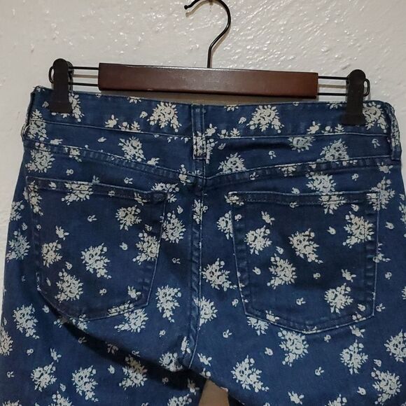 J. Crew Cropped Matchstick in Indigo Floral Size 27 - Picture 7 of 12
